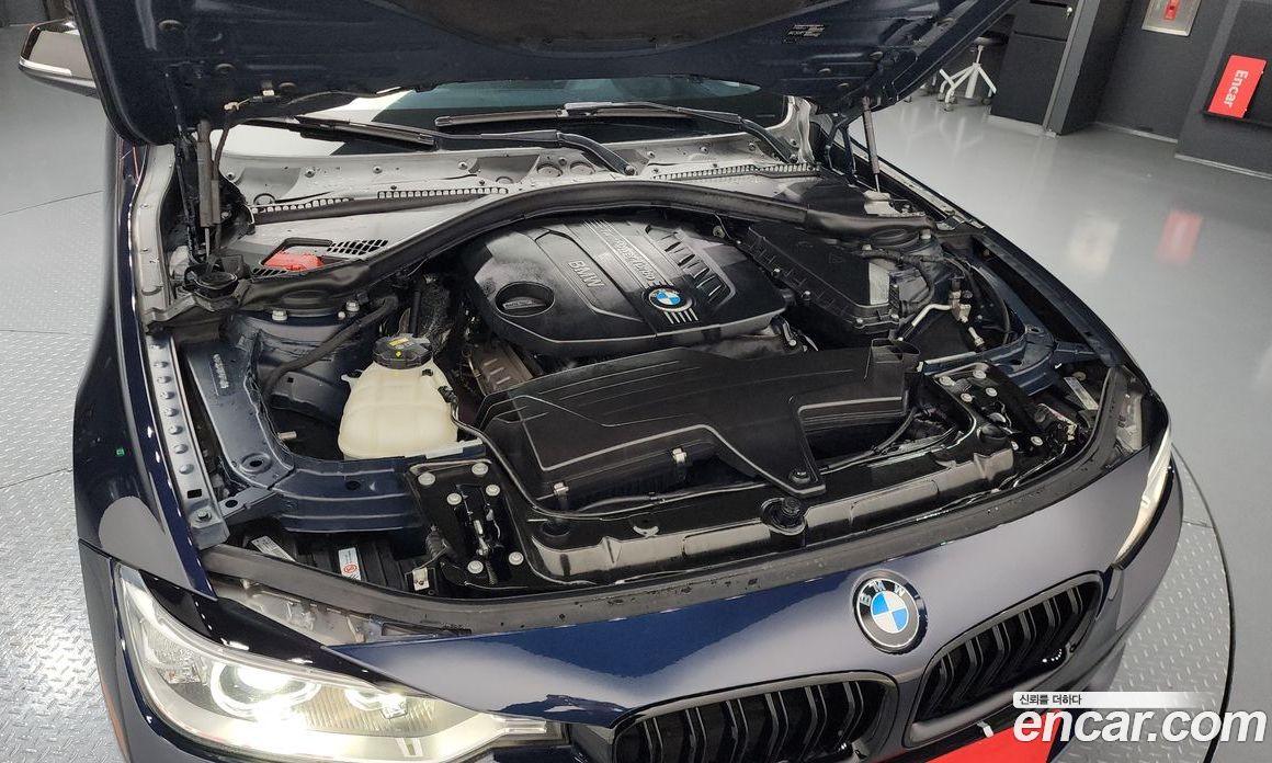 BMW 3-Series (F30) фото 6