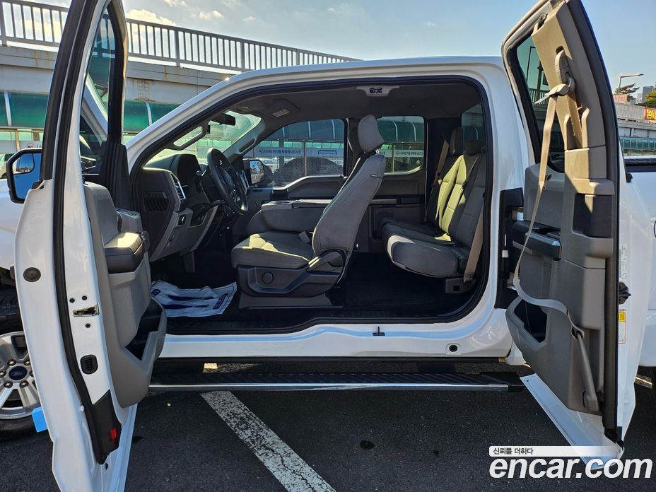 Ford F150 фото 9