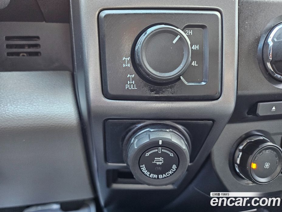 Ford F150 фото 15