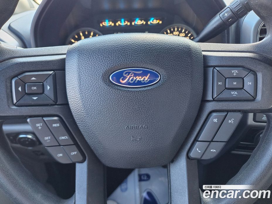 Ford F150 фото 16