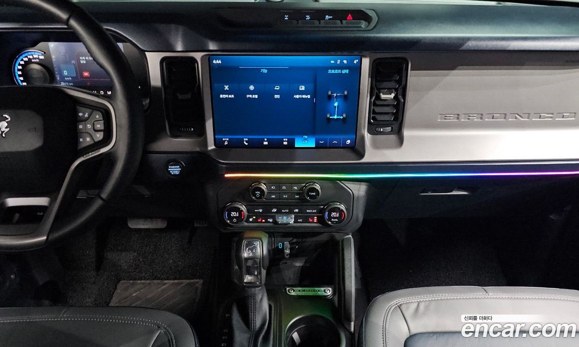 Ford Bronco 6th Gen фото 14