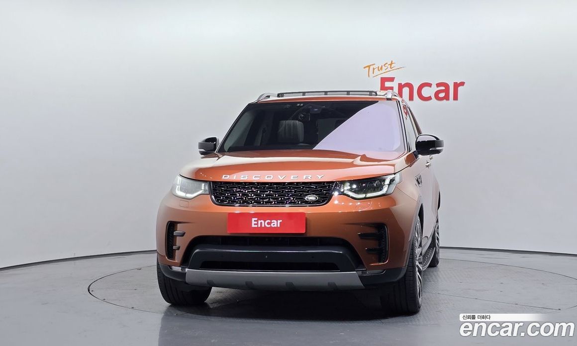 Land Rover Discovery 5 фото 3