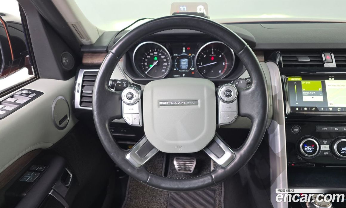 Land Rover Discovery 5 фото 13