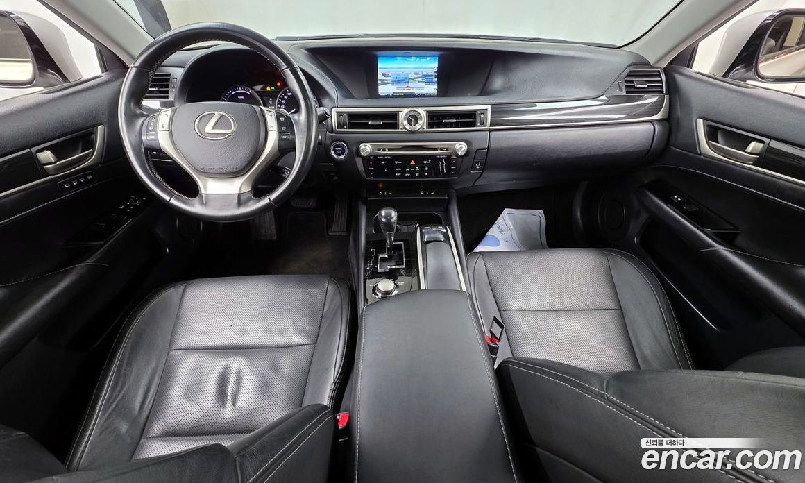 Lexus New GS350 фото 7