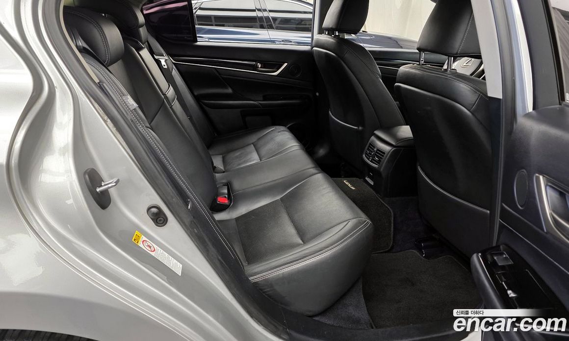 Lexus New GS350 фото 12