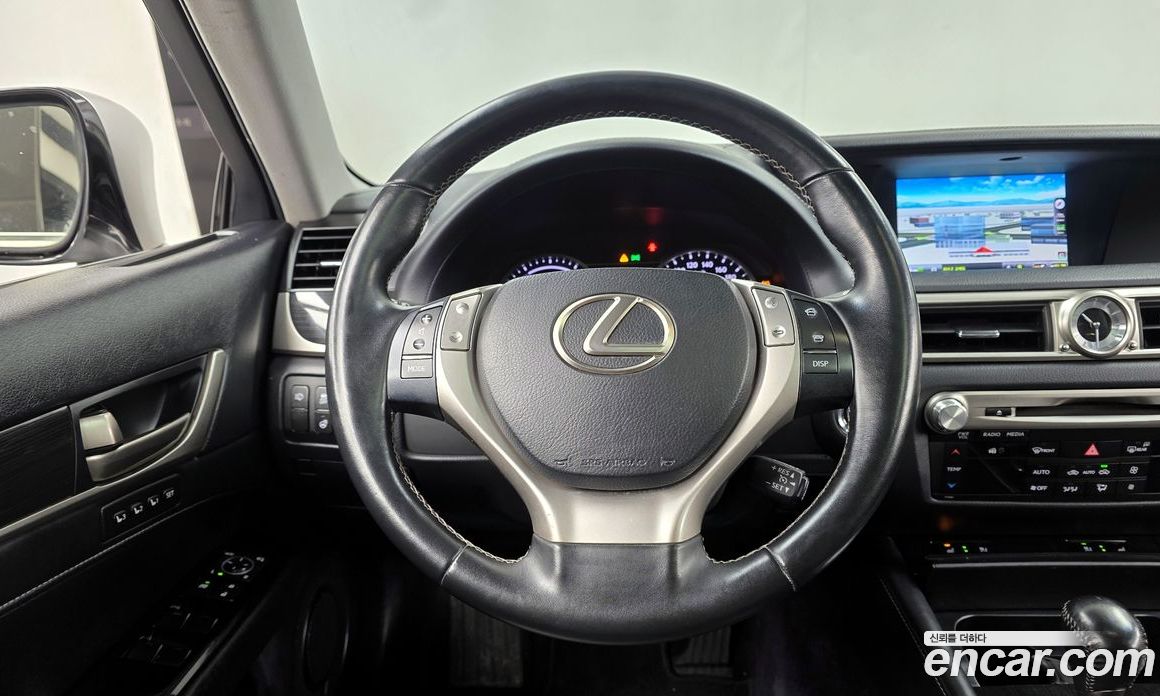 Lexus New GS350 фото 13