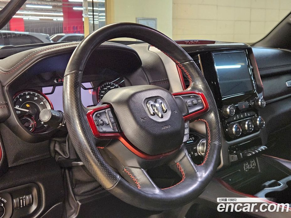 Dodge Ram Pickup фото 13