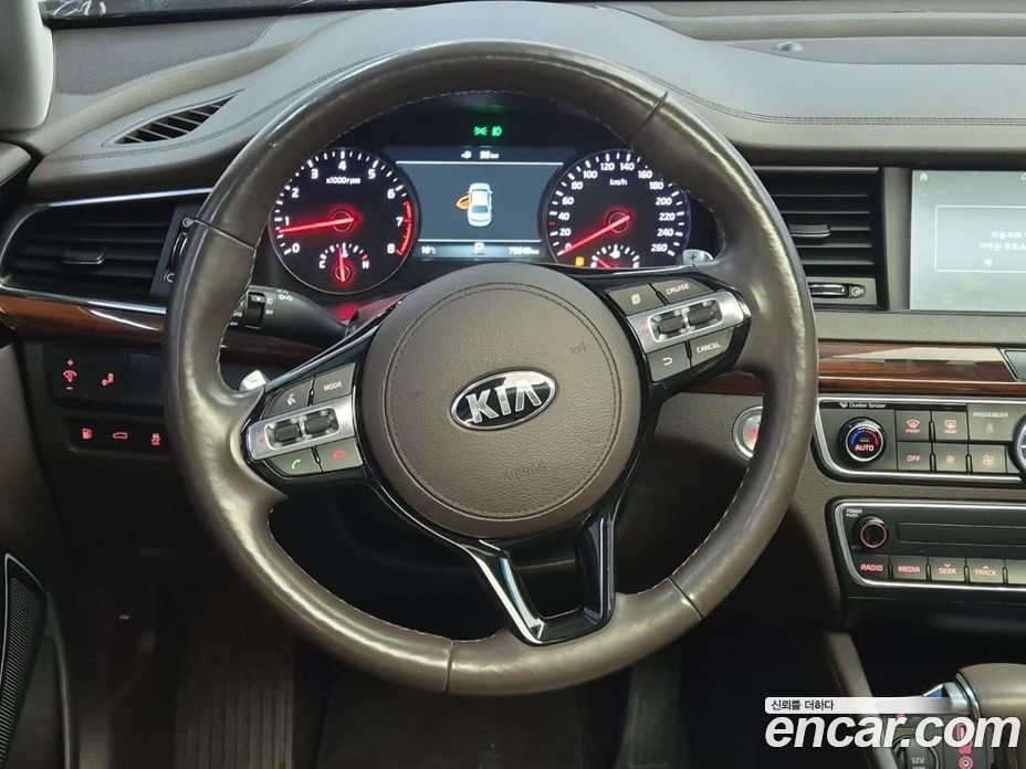 Kia K7 2nd Gen фото 9