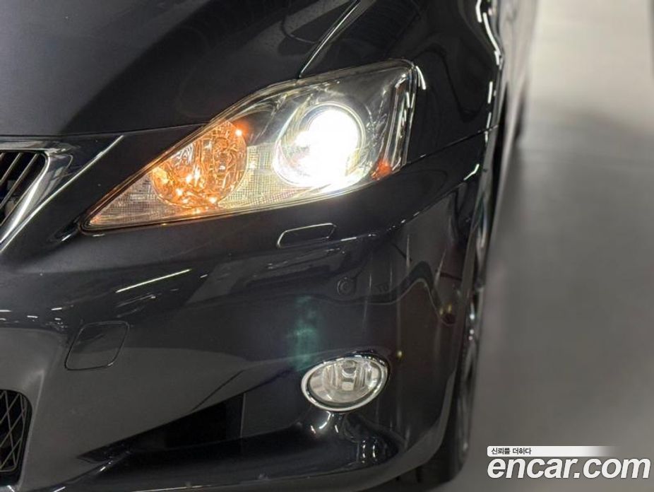 Lexus IS250 фото 18
