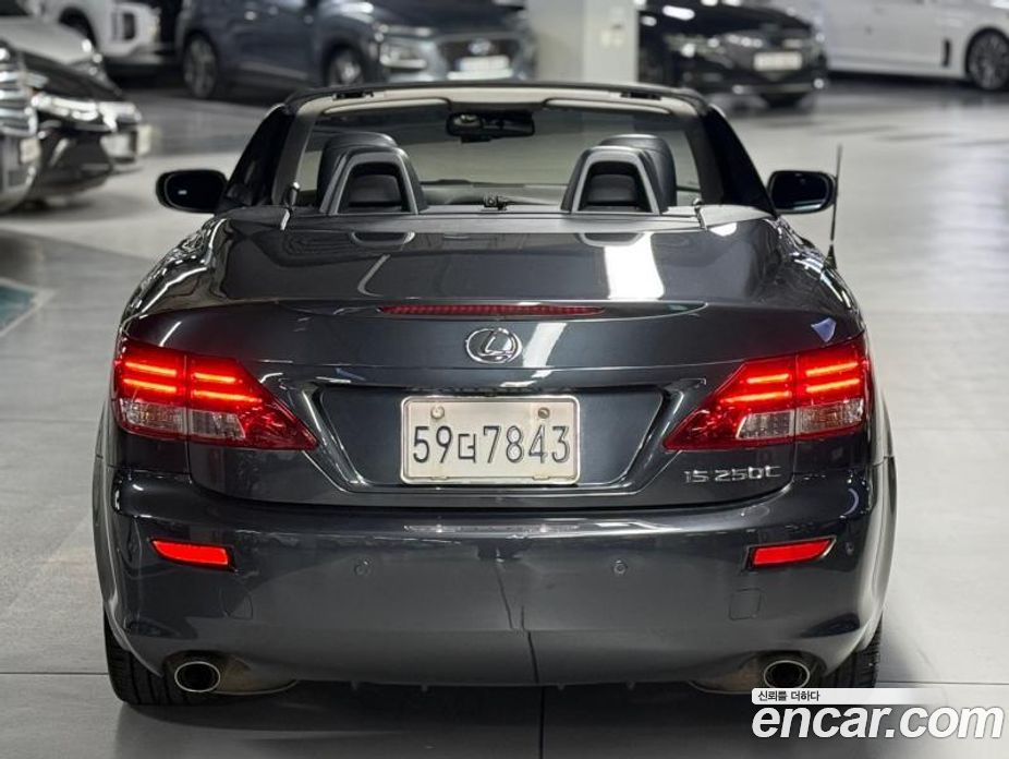 Lexus IS250 фото 19