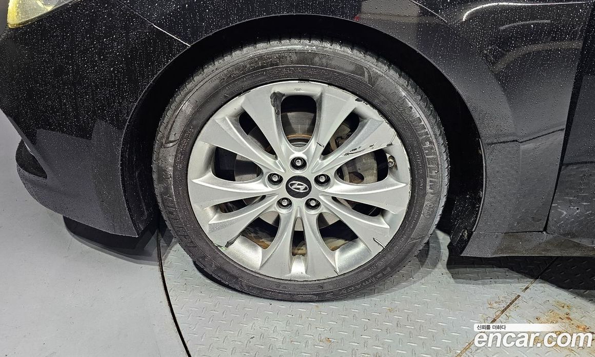 Hyundai Grandeur (HG) фото 5