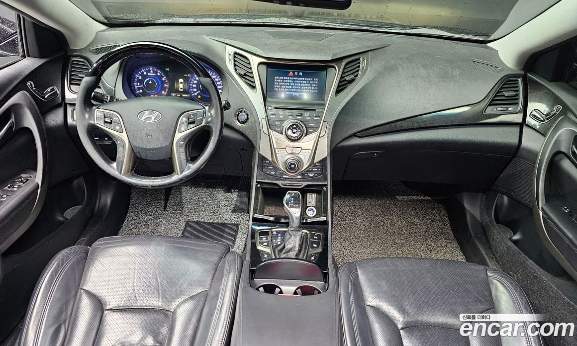 Hyundai Grandeur (HG) фото 7