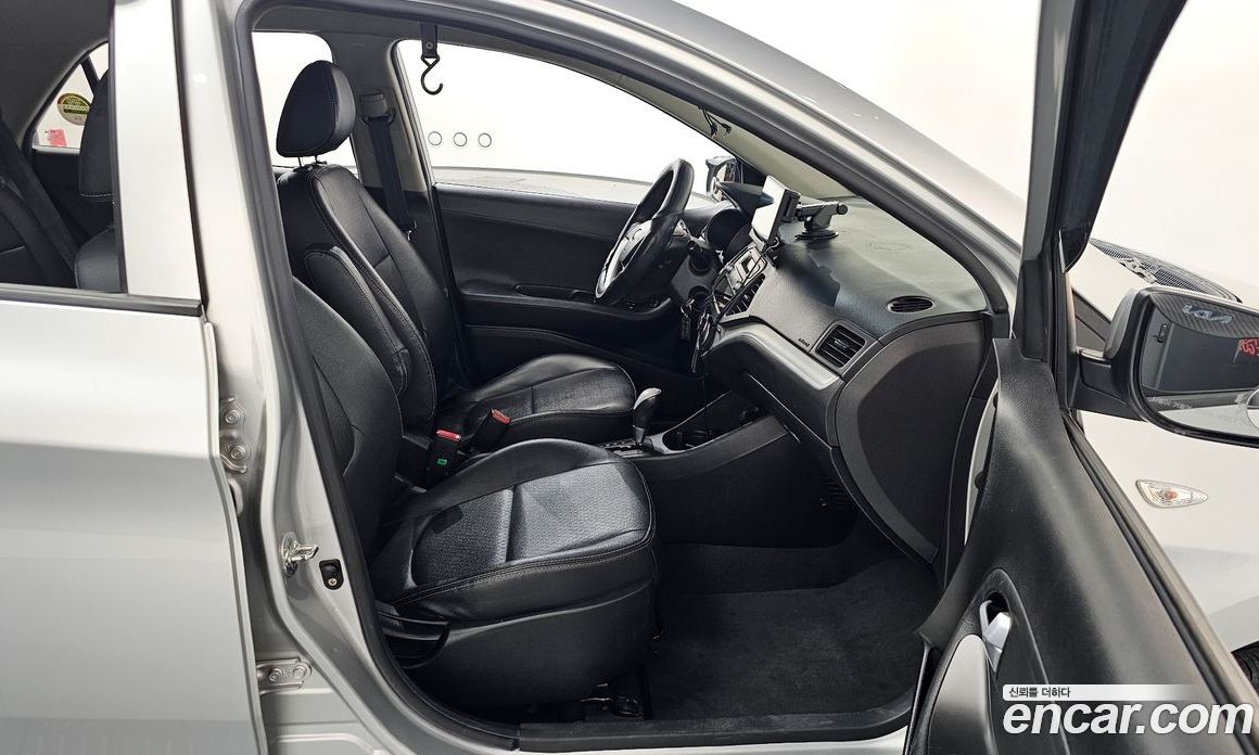 Kia Morning 2nd Gen фото 11