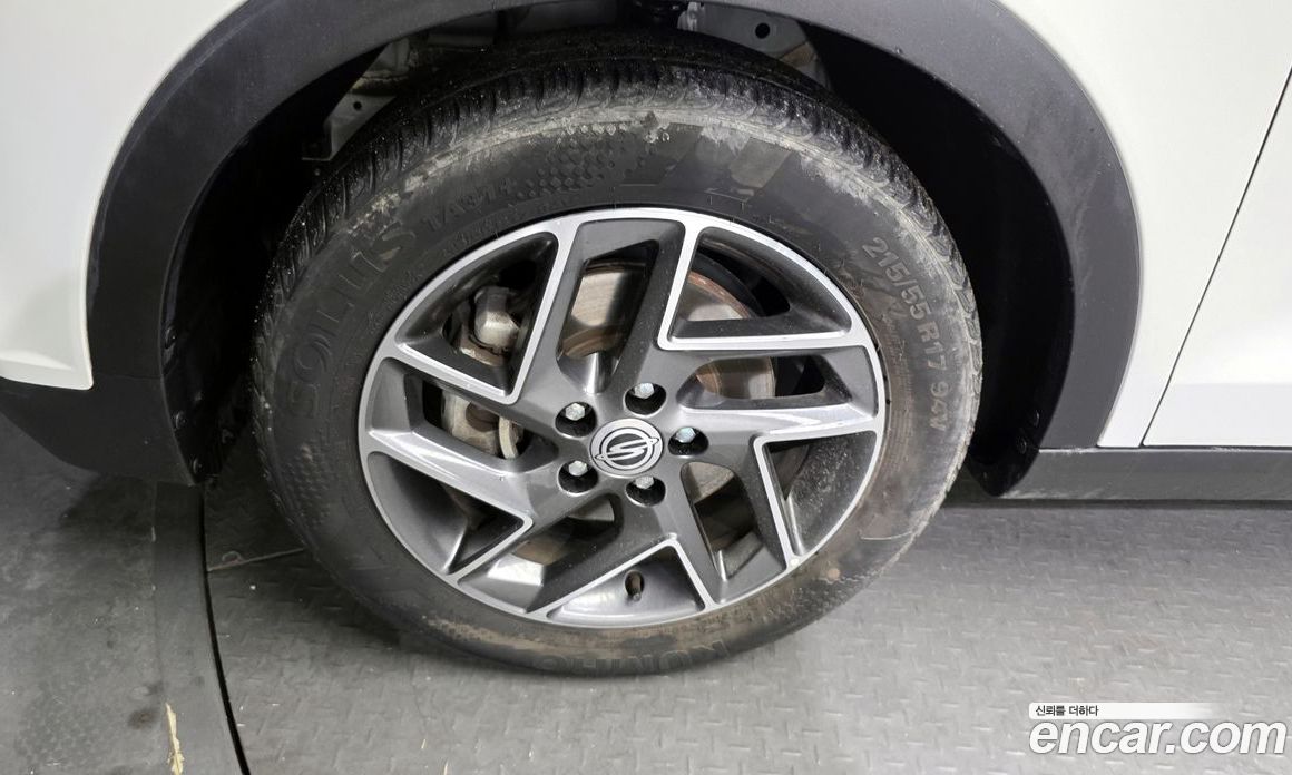 SsangYong (KG Mobility) Tivoli Beli фото 5