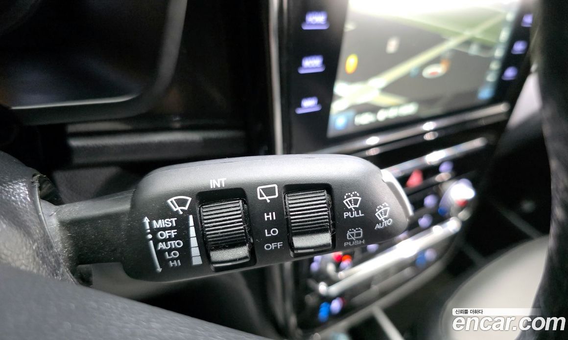 SsangYong (KG Mobility) Tivoli Beli фото 16