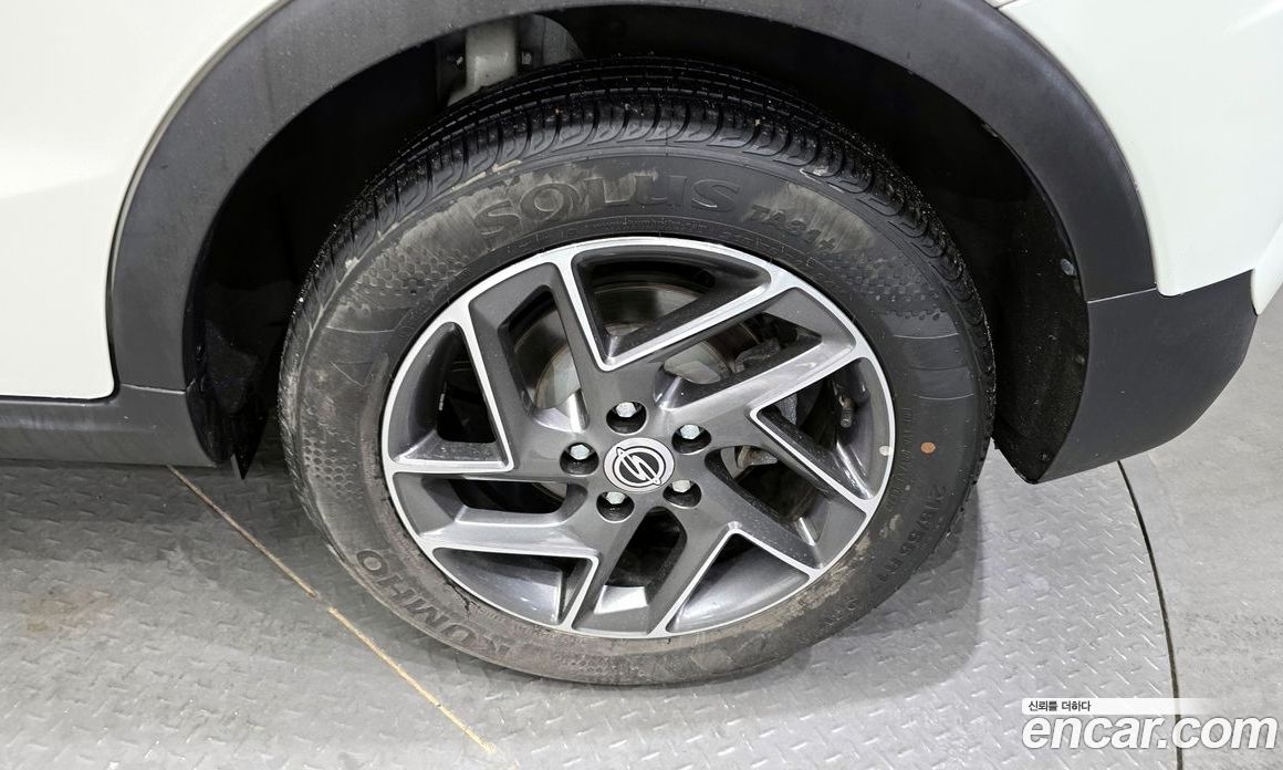 SsangYong (KG Mobility) Tivoli Beli фото 21