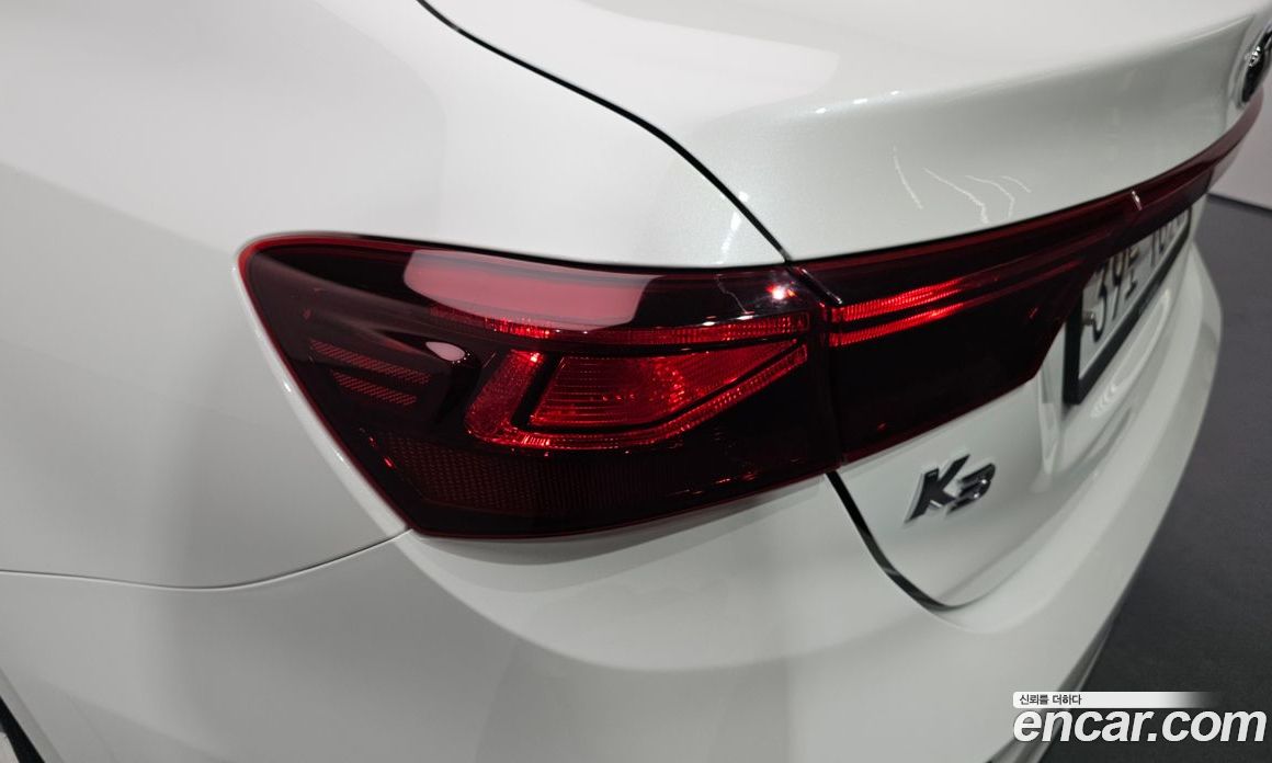 Kia K3 2nd Gen фото 23