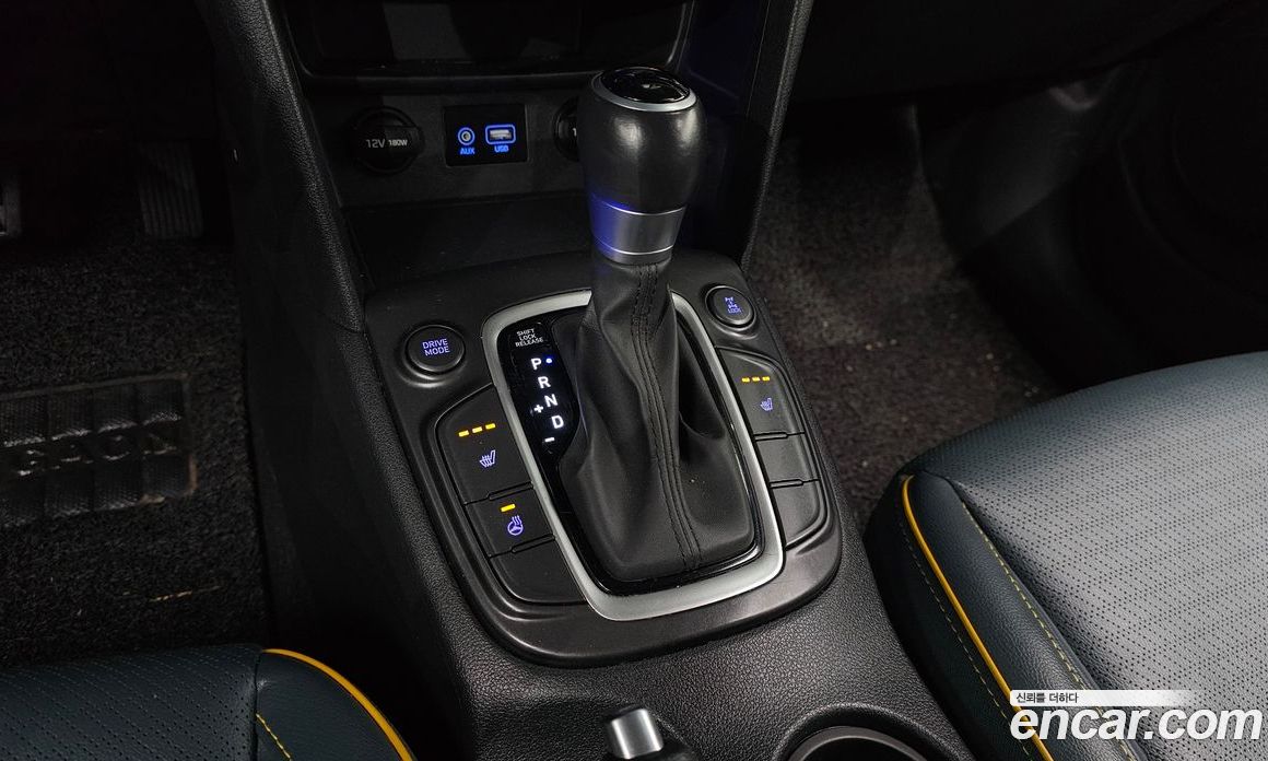 Hyundai Kona фото 9