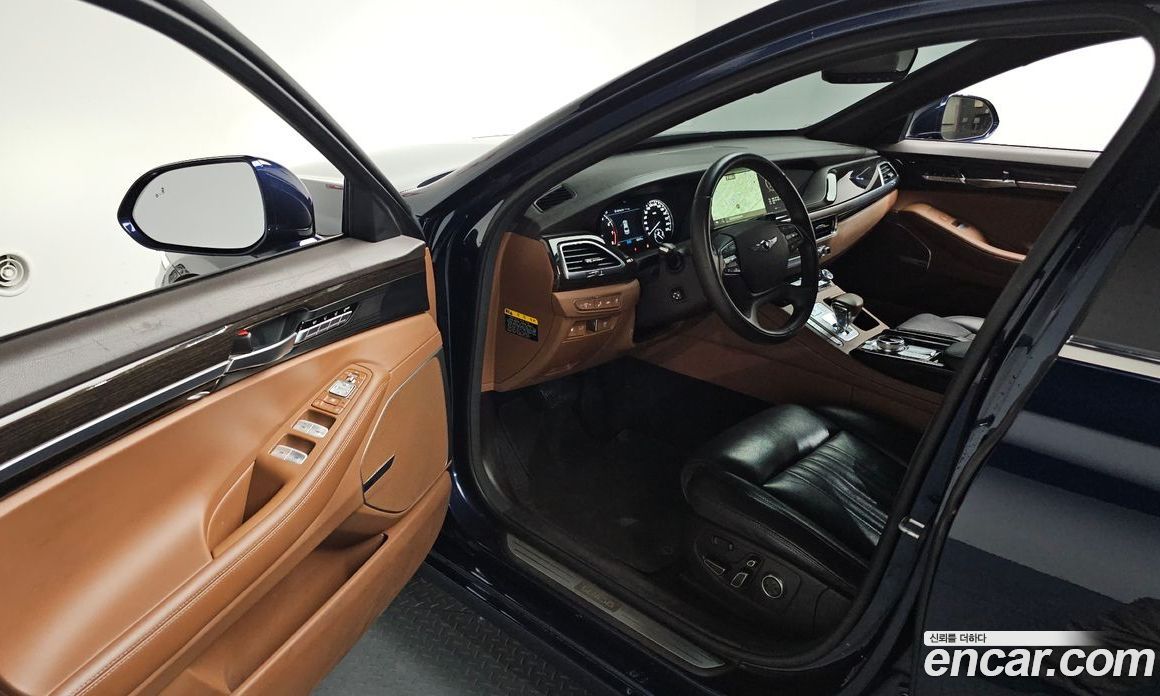 Genesis G90 фото 9
