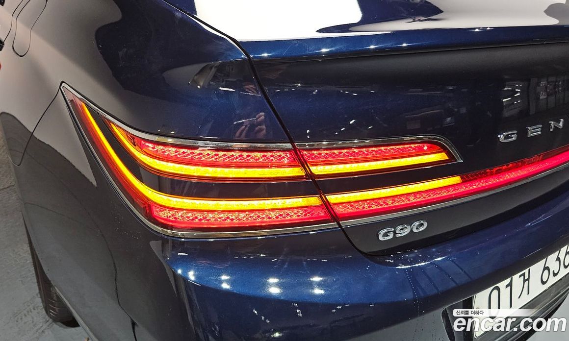 Genesis G90 фото 23