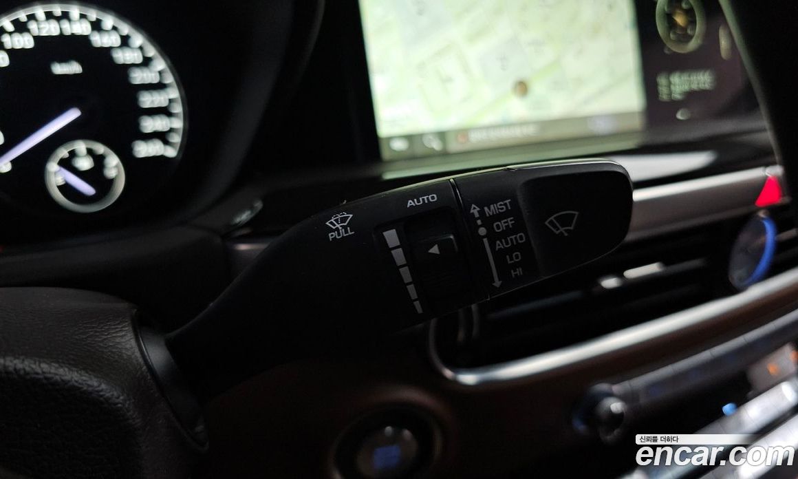 Genesis G90 фото 29