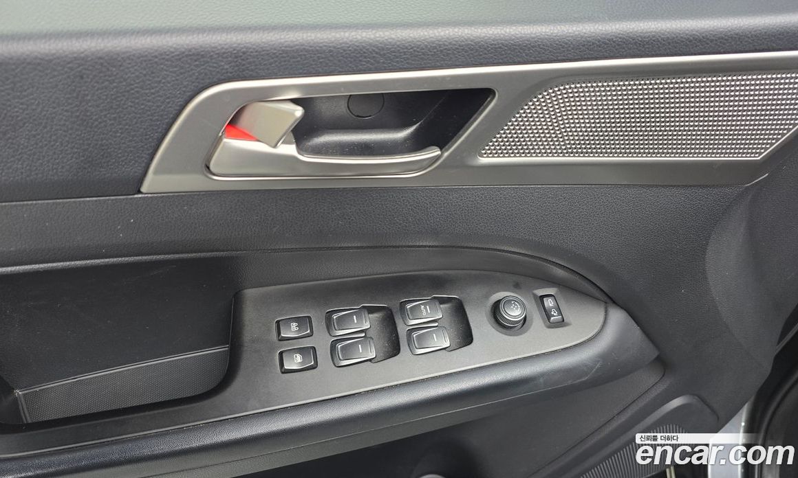 SsangYong (KG Mobility) Rexton Sports Khan фото 27