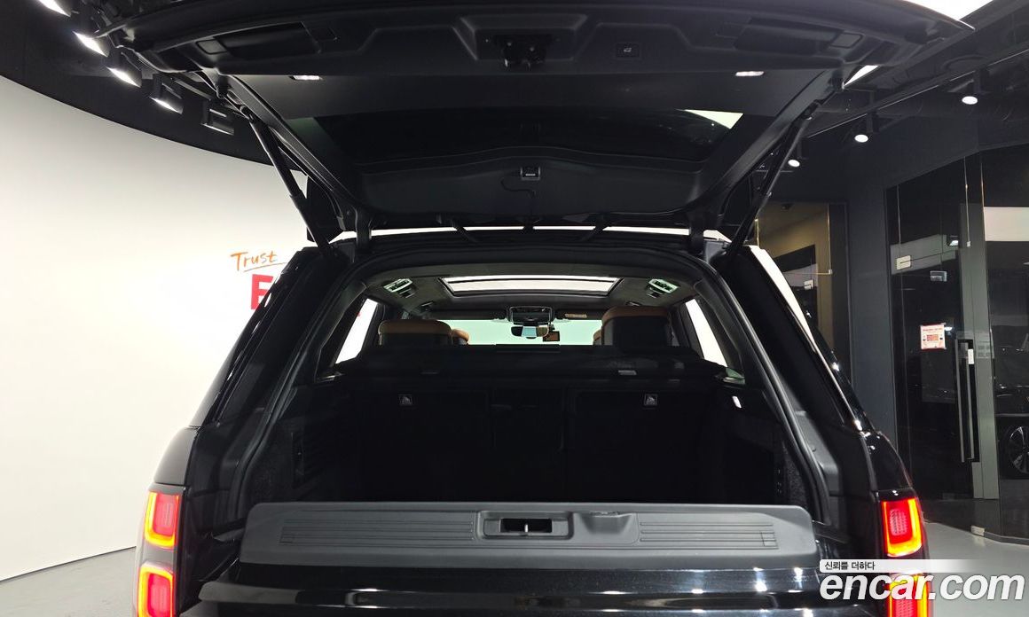 Land Rover Range Rover 4th Gen фото 20