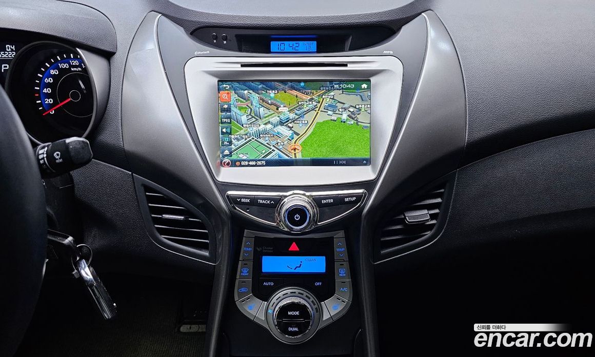 Hyundai Avante (MD) фото 16