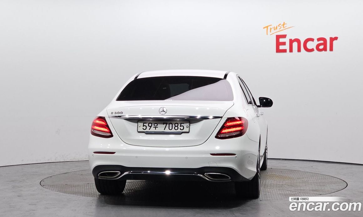 Mercedes-Benz E-Class W213 фото 4