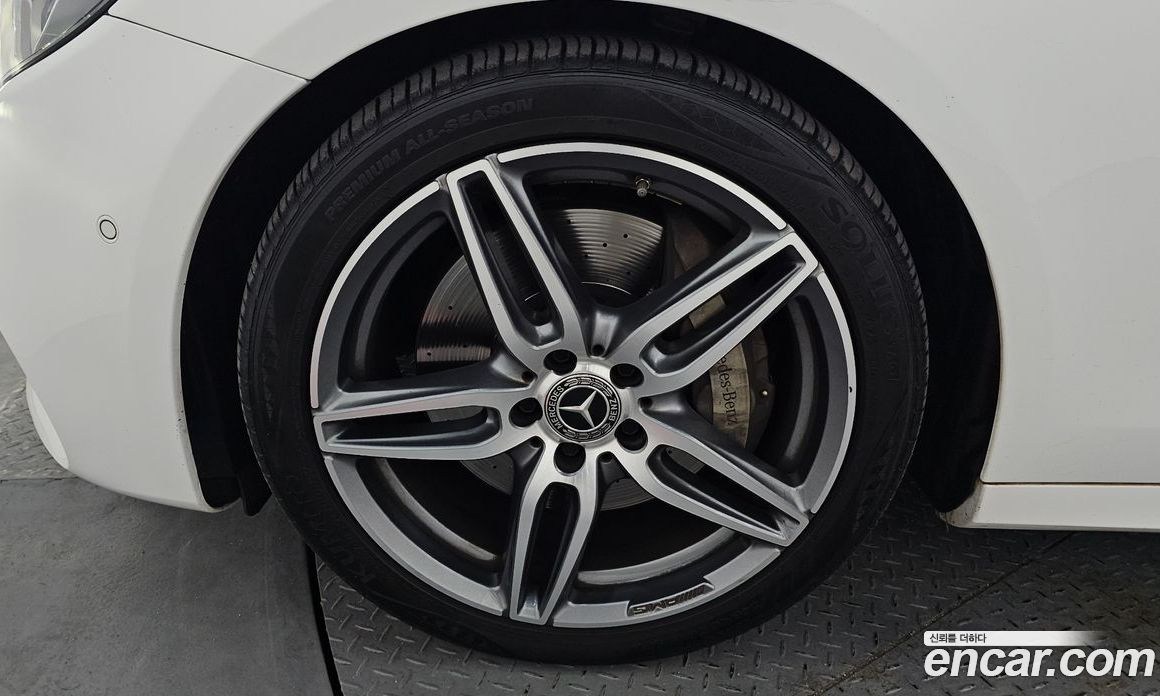 Mercedes-Benz E-Class W213 фото 5