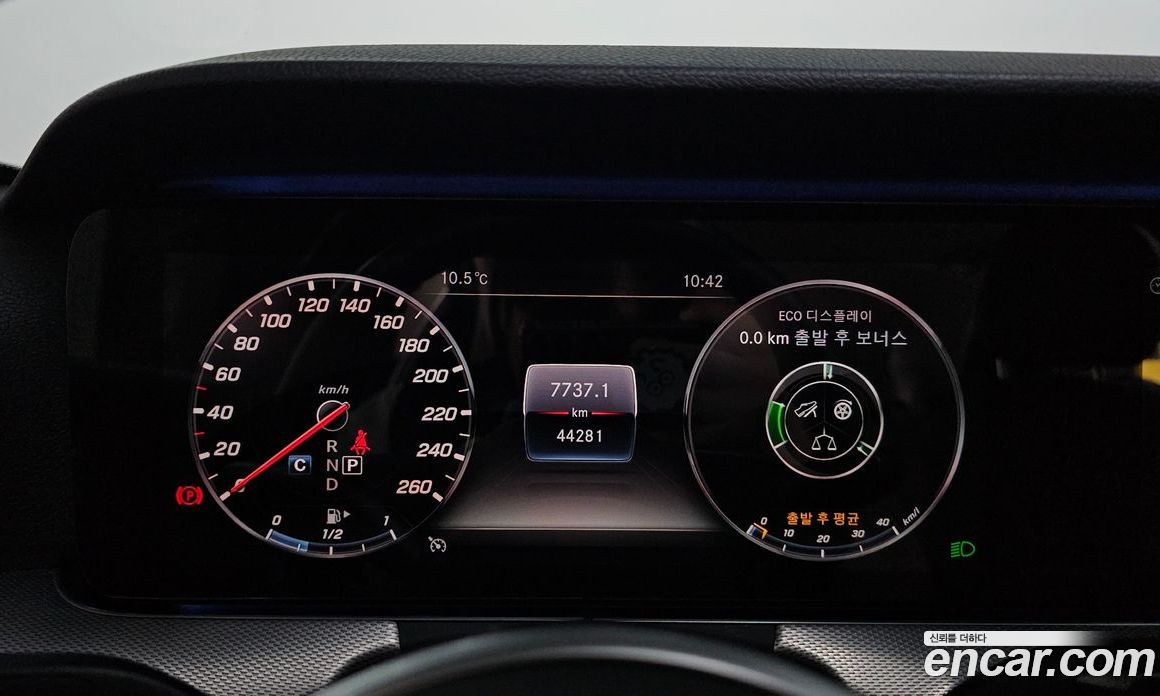 Mercedes-Benz E-Class W213 фото 8