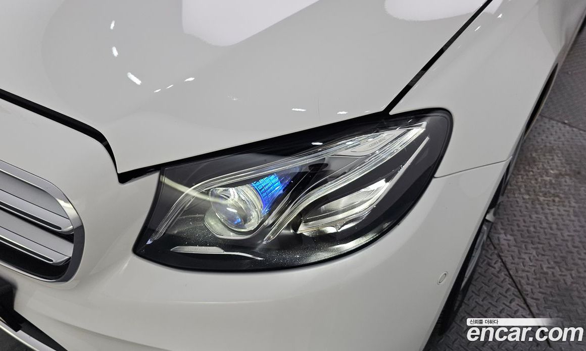 Mercedes-Benz E-Class W213 фото 22