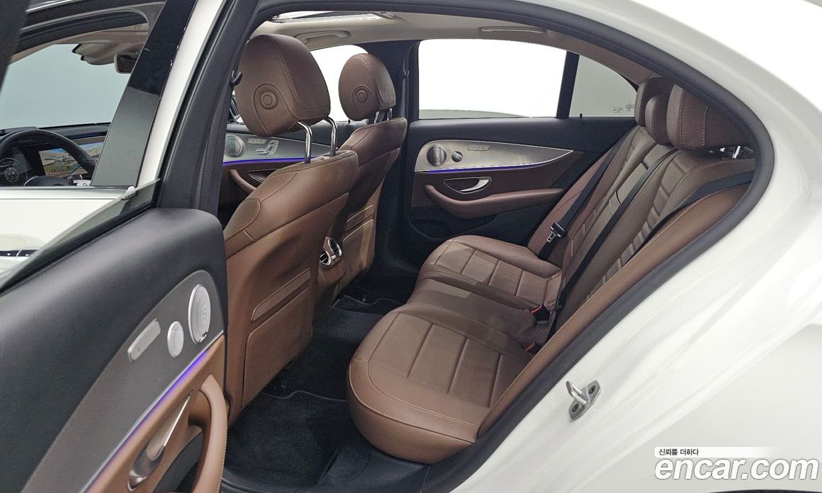 Mercedes-Benz E-Class W213 фото 27