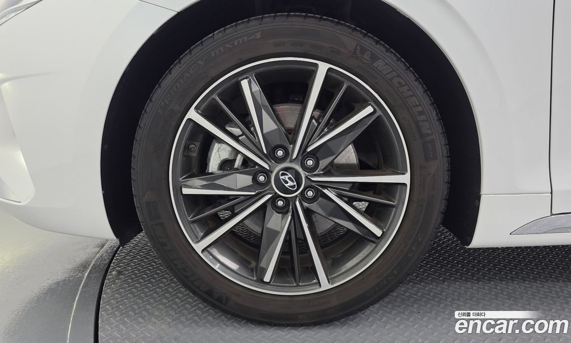 Hyundai Grandeur (IG) 6th Gen Restyling фото 5