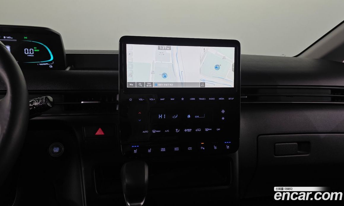 Hyundai Staria фото 19