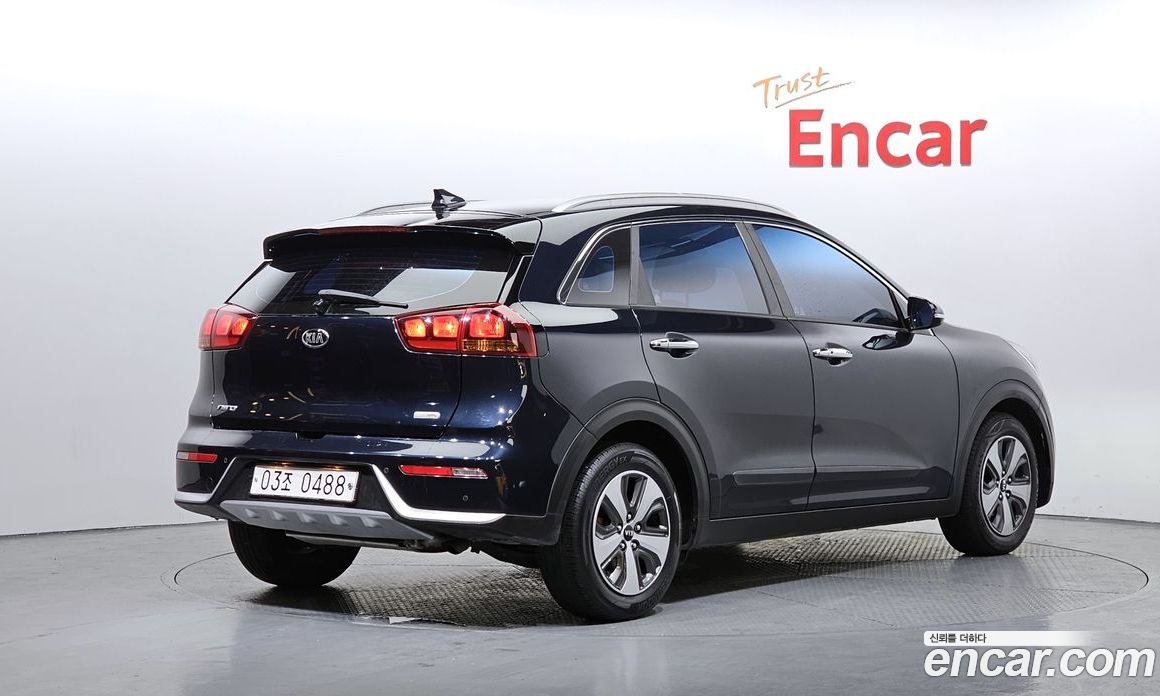 Kia Niro фото 2