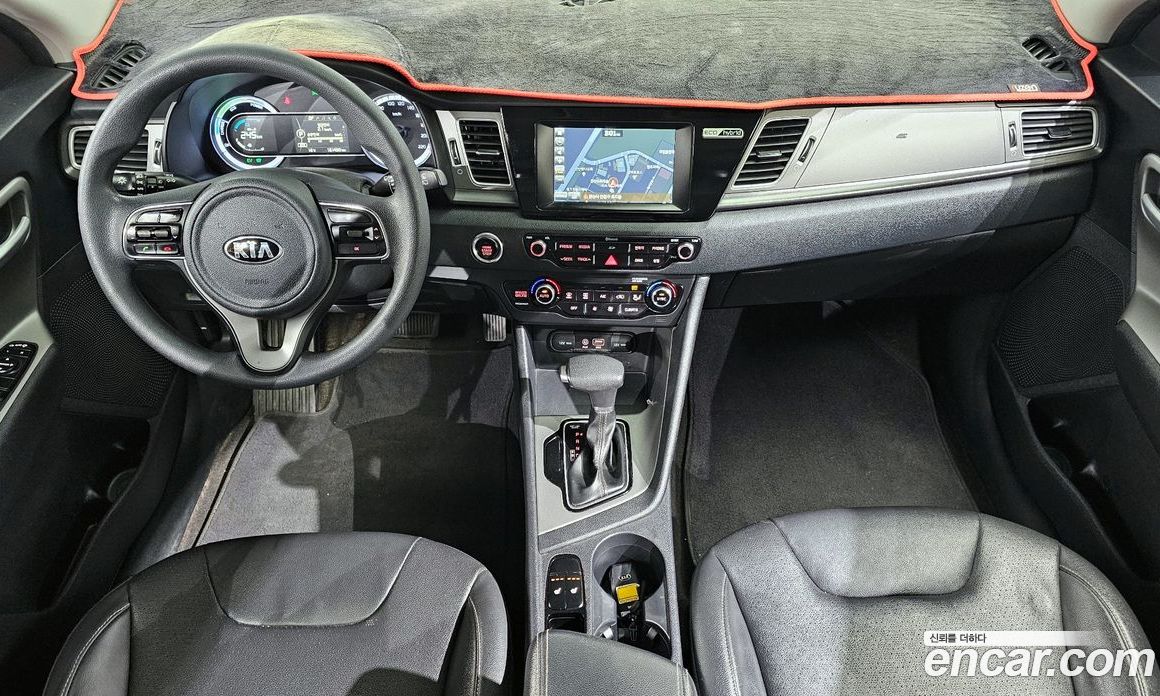 Kia Niro фото 7