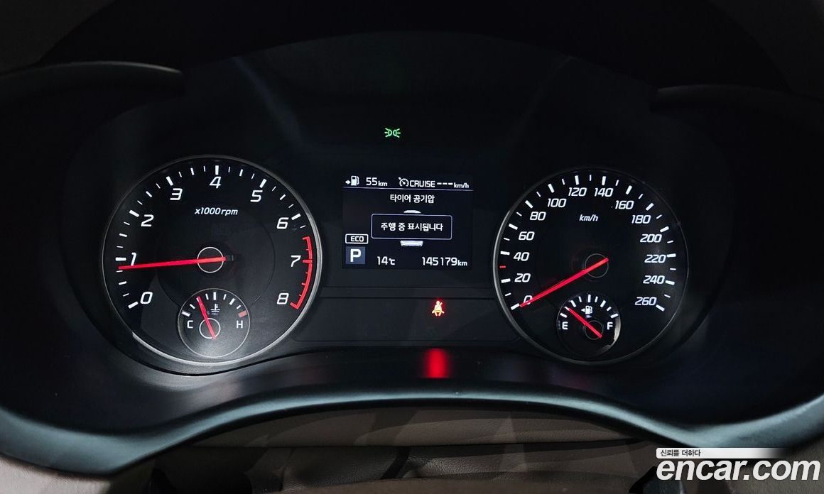 Kia Stinger фото 8