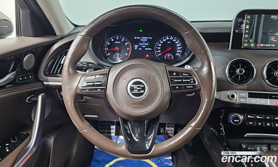 Kia Stinger фото 15