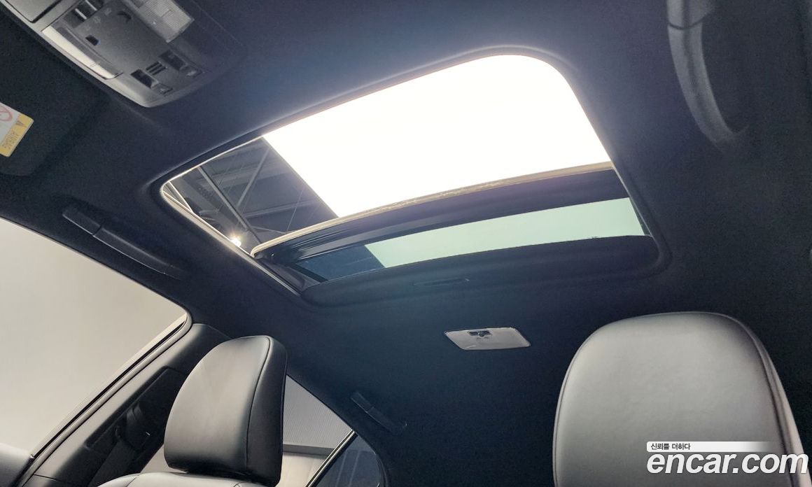 Lexus CT200h фото 16