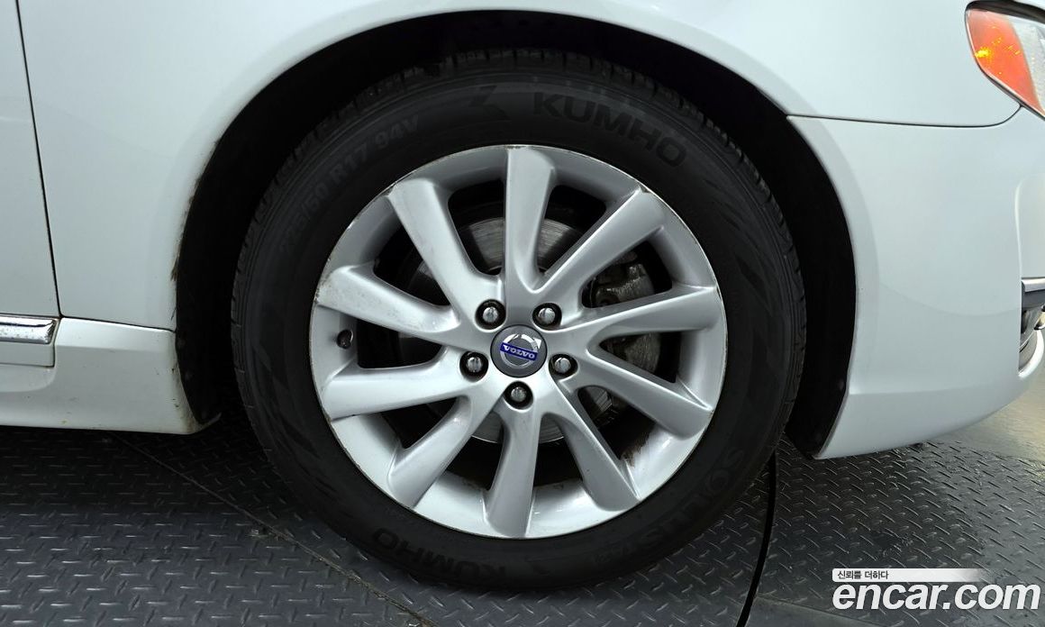 Volvo S80 фото 21