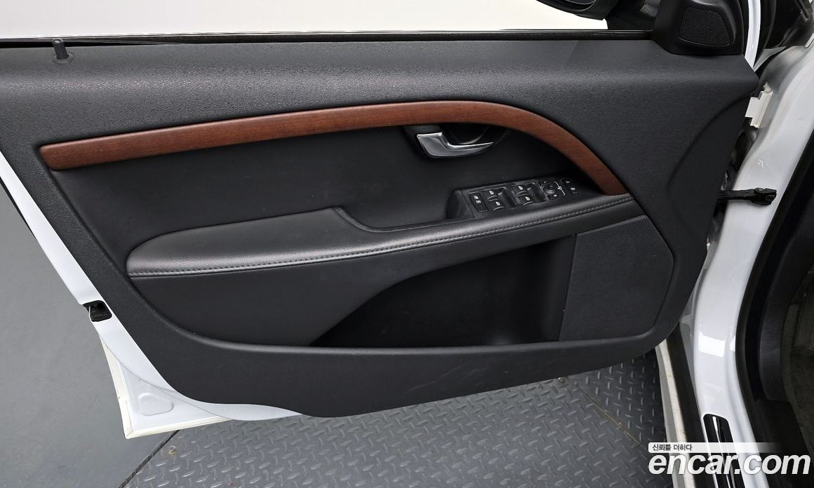 Volvo S80 фото 24