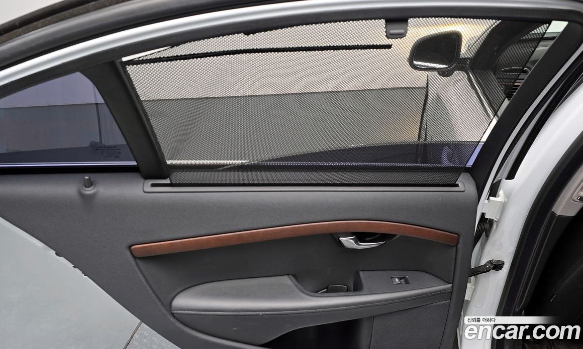 Volvo S80 фото 25