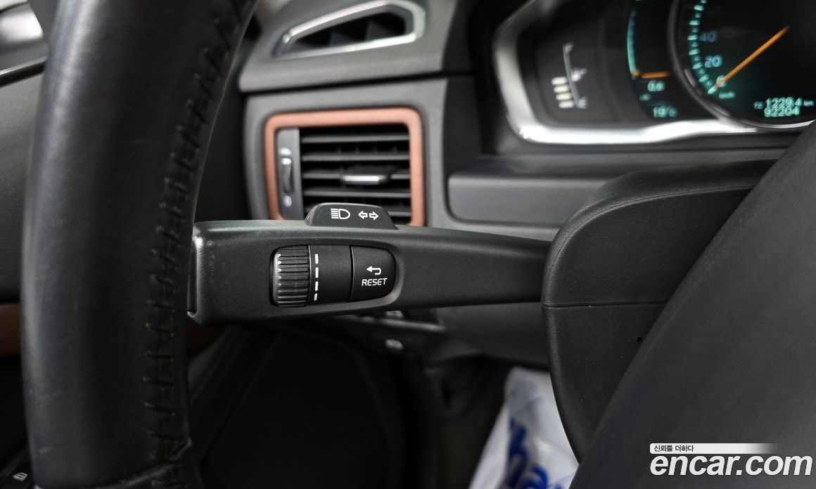 Volvo S80 фото 28