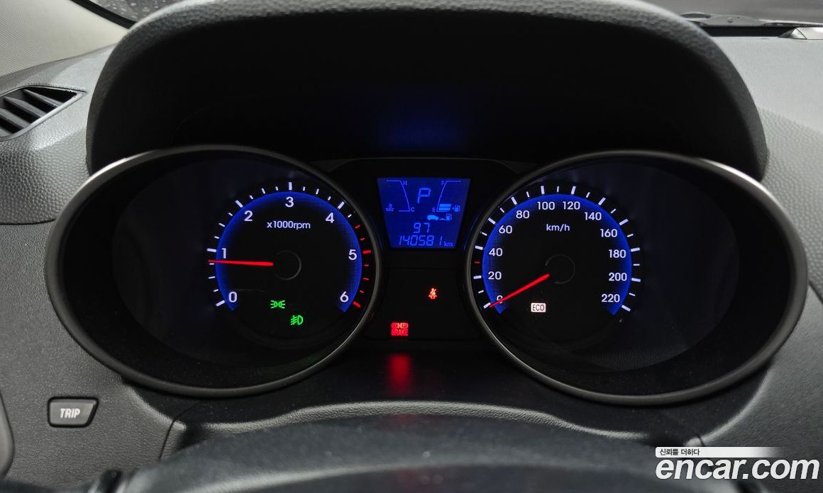 Hyundai Tucson ix фото 8