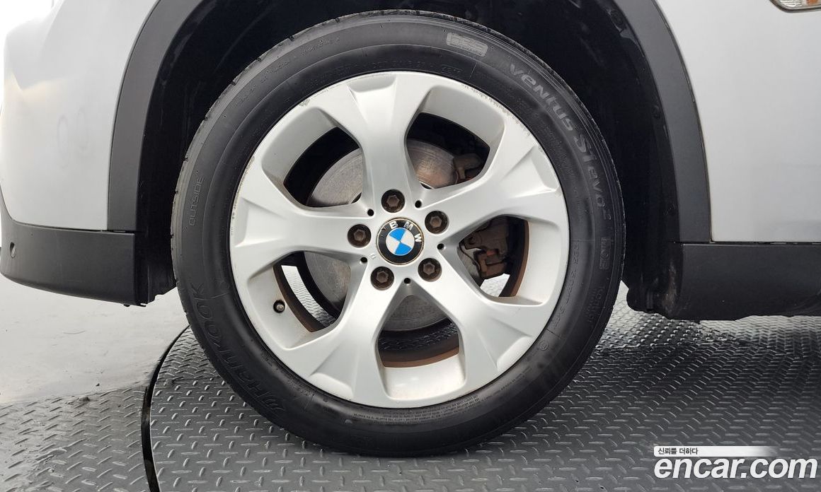 BMW X1 (E84) фото 5