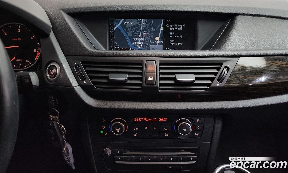 BMW X1 (E84) фото 15