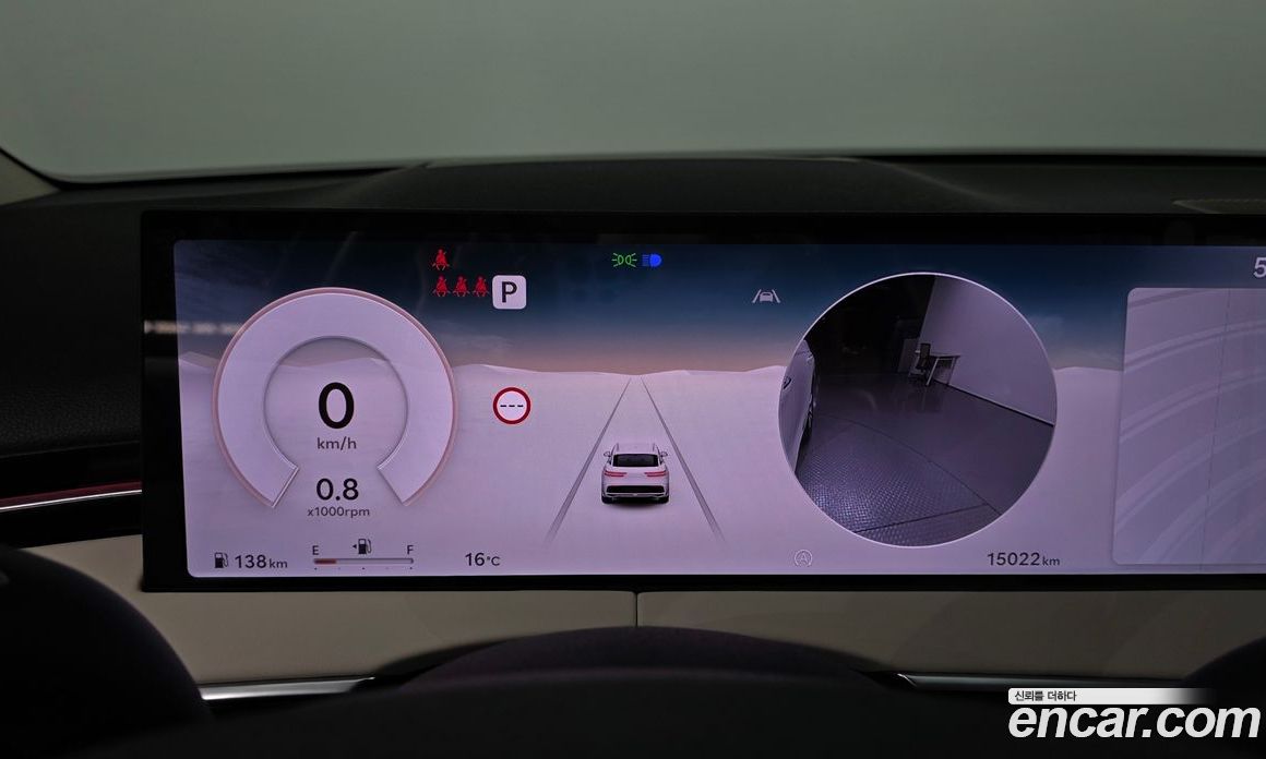 Genesis GV70 фото 8