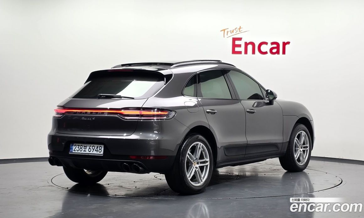 Porsche Macan фото 2