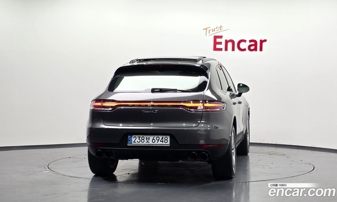 Porsche Macan фото 4